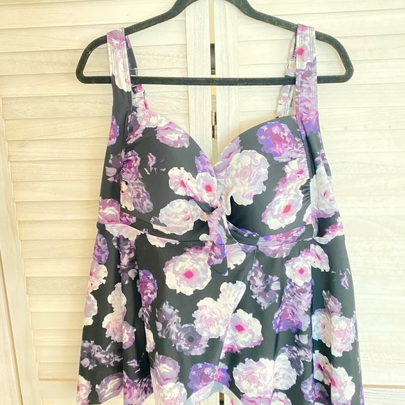 TORRID Black & Purple Knot Front Tankini Top - Picture 2 of 3